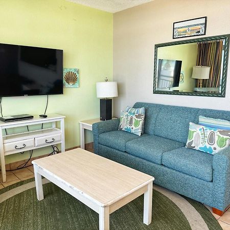 Hosteeva Atlantica Oceanfront Condo Миртл-Бич Экстерьер фото